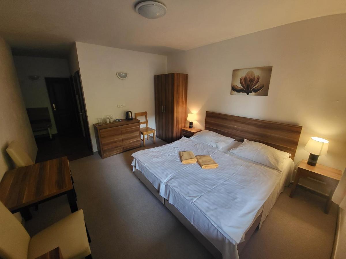 Apartmany Olivia A Olympia Liptov ルジョムベロク エクステリア 写真